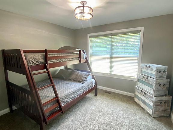 4th image of 3475 Bradfield Dr