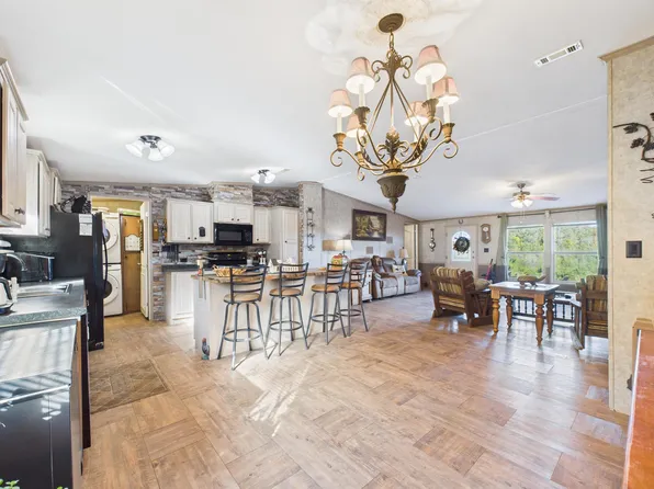 18 Highway 101 Cutoff, Mountain Home, AR 72653