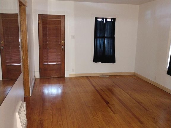 4th image of 802 W Catalpa Dr