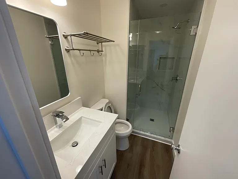 7730 Lexington Ave #102 — Photo 20