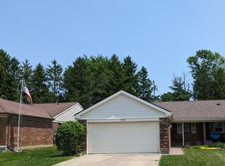 1174 Cymar Dr E, Beavercreek, OH 45434