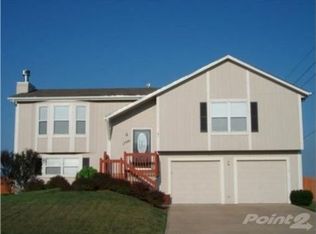17491 Jessica St, Gardner, KS 66030
