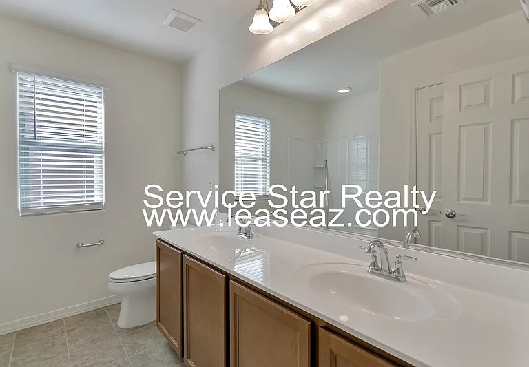 3620 S 58th Dr — Photo 11