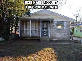 1029 Kaiser Ct, Louisville, KY 40211