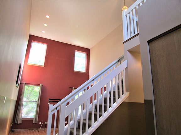 5th image of 459 Littleton Trl #6-5