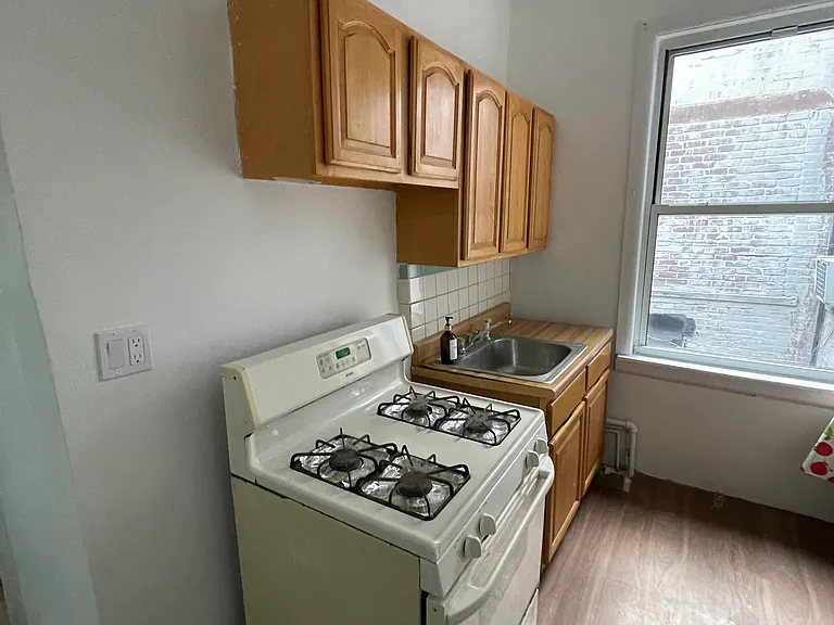147-16 Hillside Ave #1A — Photo 11