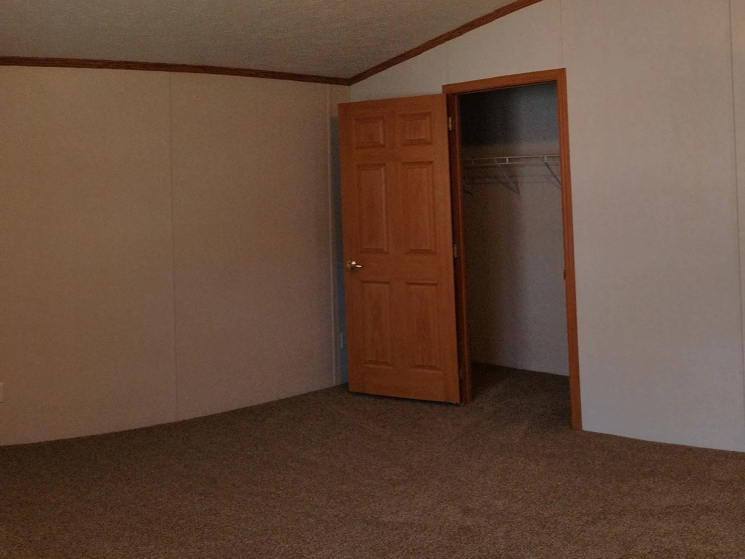 2 bed, 1060 sqft, $1,500 — Photo 3