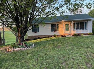 5908 W Donnagail Dr, Penn Laird, VA 22846