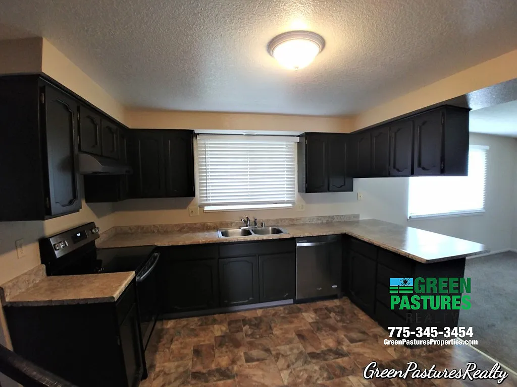 7510 Berryhill Dr photo 1