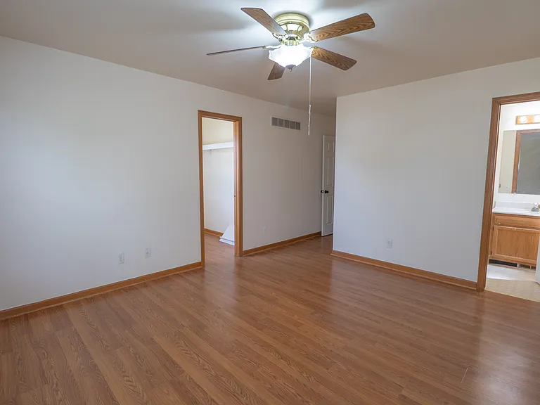 42091 Greenwood Dr — Photo 34