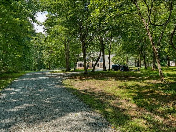 2nd image of 5901 Nicks Rd