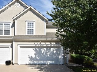 14815 Robinson St, Overland Park, KS 66223