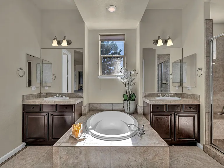 6328 Windy Meadow Dr — Photo 34