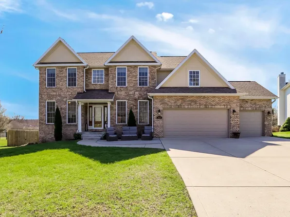 824 E Keenland Ct, Bloomington, IN 47401