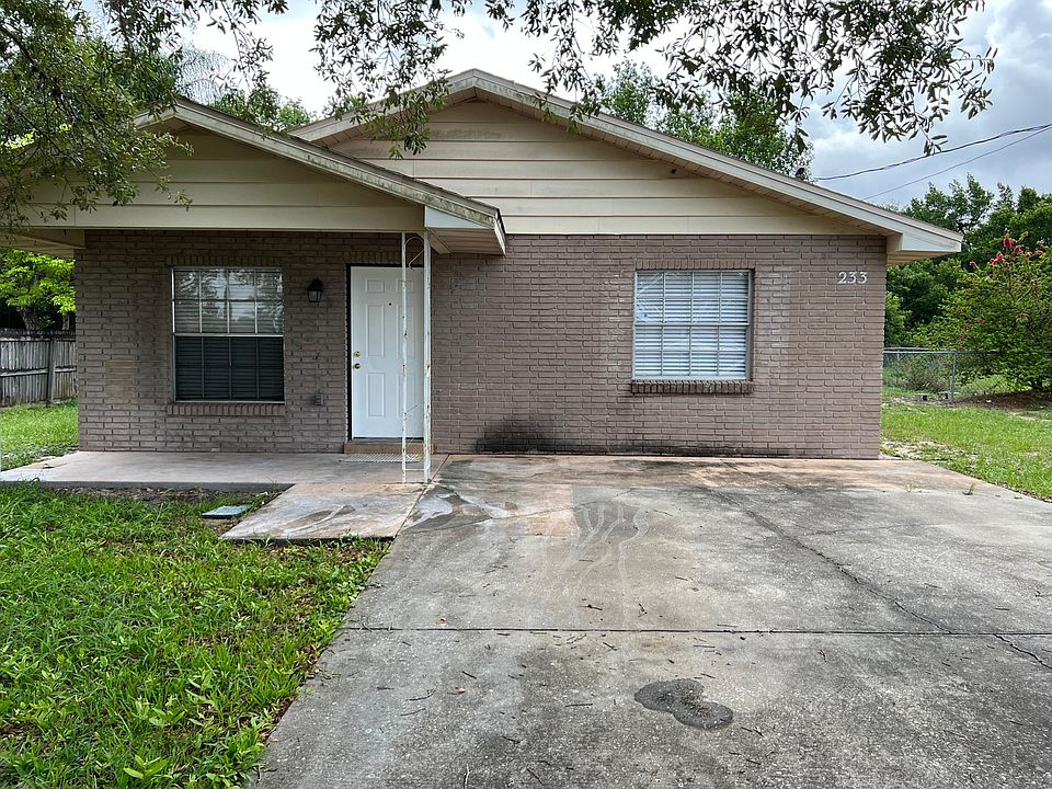 1st image of 233 Evergreen Dr