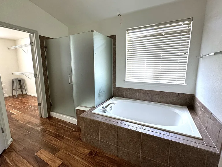 8359 Liverpool Cir — Photo 15
