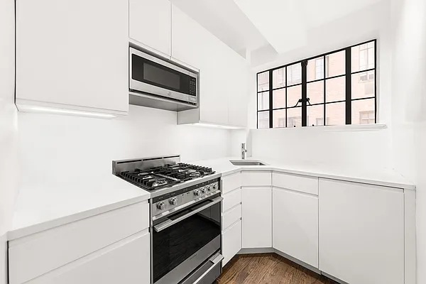 Rented by Corcoran | media 4