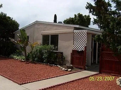 2 bed, 564 sqft, $2,595 — Photo 1