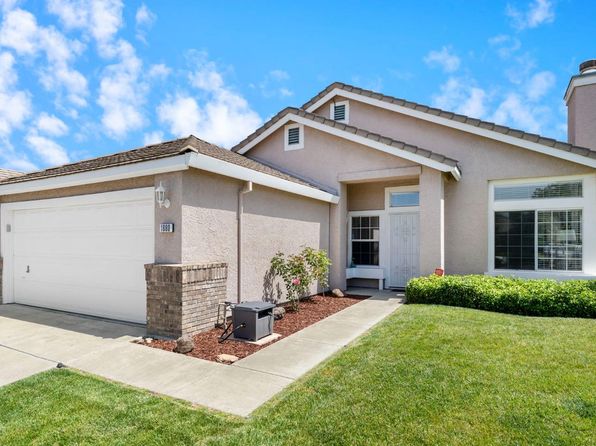 1880 Lone Fox Ct, Tracy, CA 95376