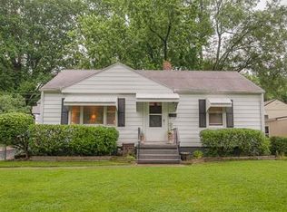 2321 S Hall Rd, Independence, MO 64052