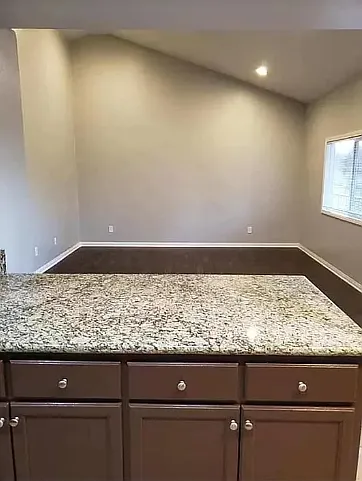 2 bed, 900 sqft, $2,349 — Photo 3