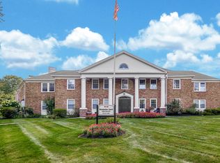 29 Green Ave #E4-1, Madison, NJ 07940