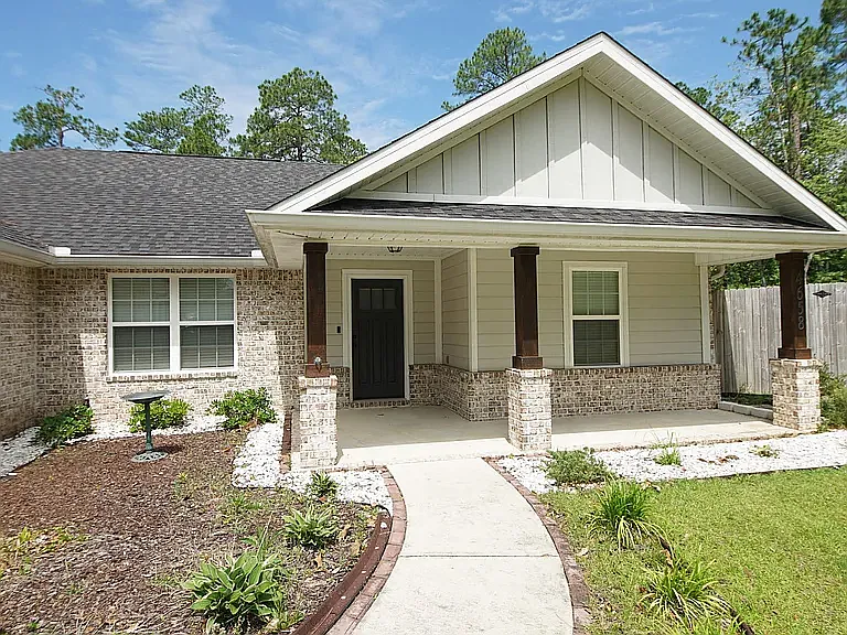 4658 Meadow Lake Dr