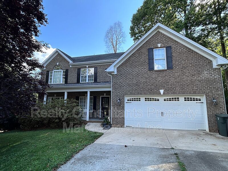 1st image of 4540 Pebble Lake Dr