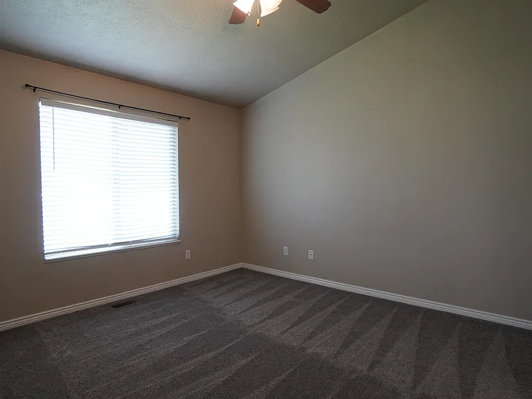 4161 Liberty Ave — Photo 13