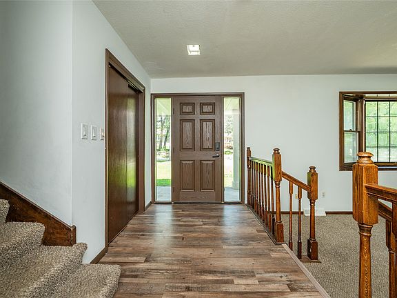 2nd image of 1525 E Virginia Ave
