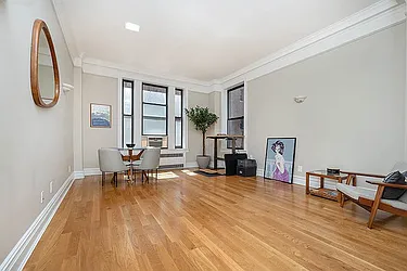 Rented by Rita S Citrin, LREB