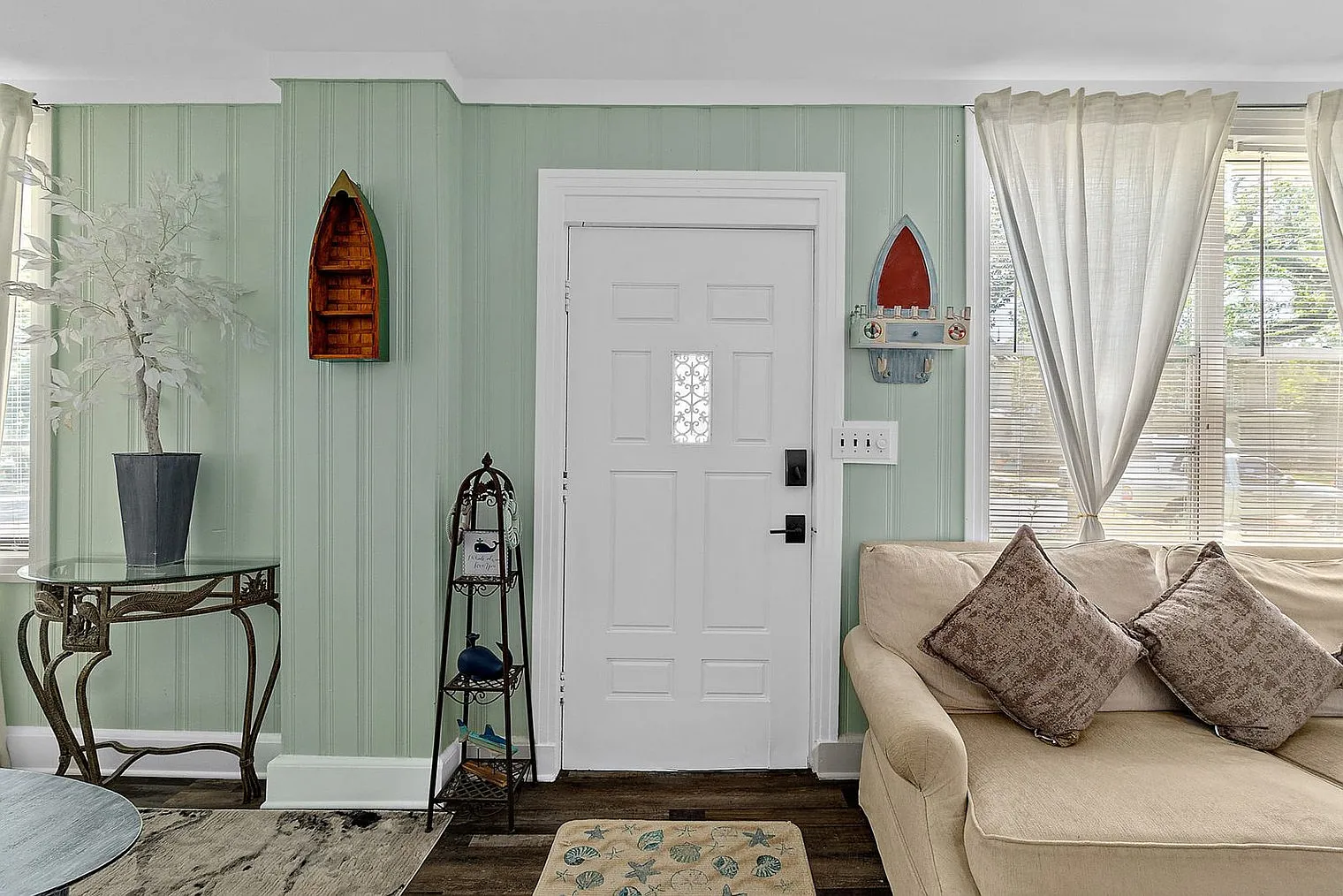1 bed, 1.0 bath, 548 sqft, $3,420 — Photo 4