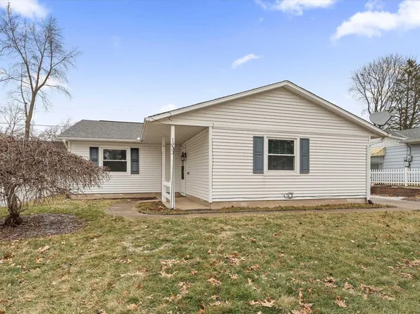 1933 Piedmont Way, South Bend, IN 46614