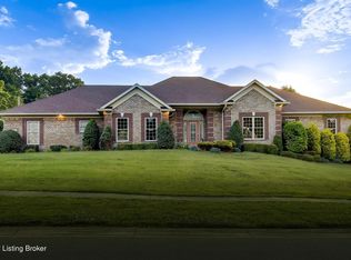 2121 Churchdown Ln, Louisville, KY 40214