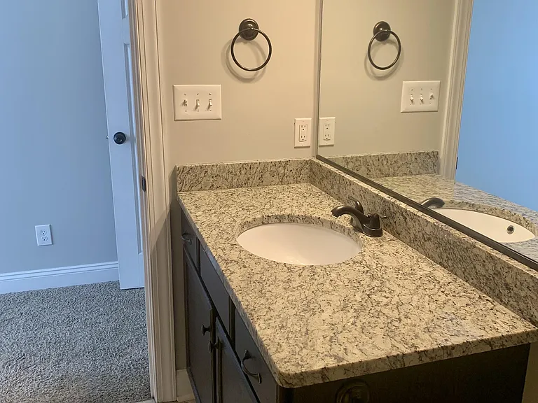 104 Capital St — Photo 22