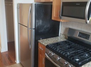 3533 33rd St, Astoria, NY 11106