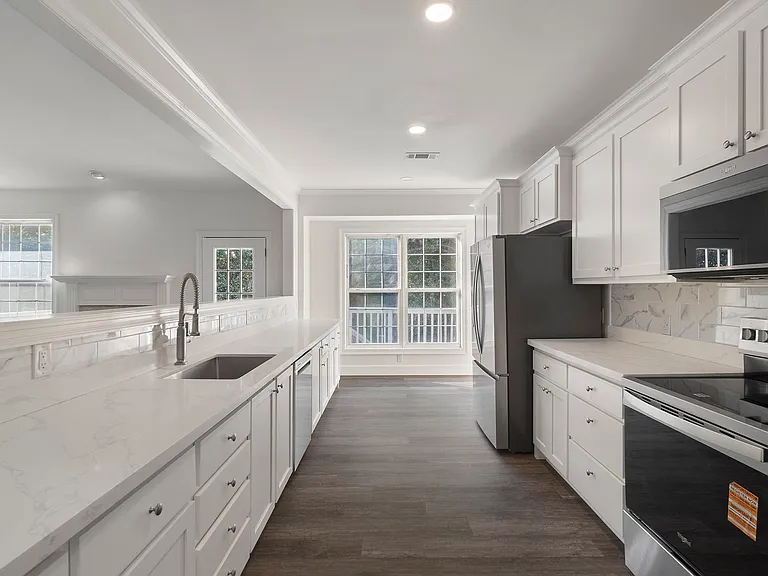 800 Shadow Ridge Dr — Photo 23