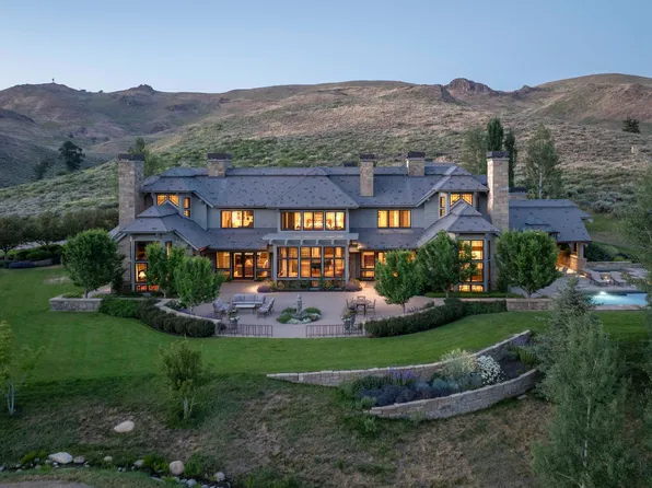 102 Farnlun Pl, Sun Valley, ID 83353