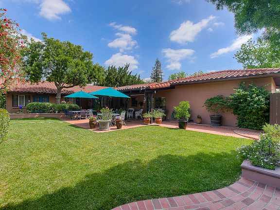 5th image of 6035 Jumilla Ave