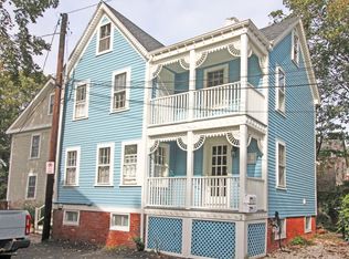 7 Cozzens Ct #B, Newport, RI 02840