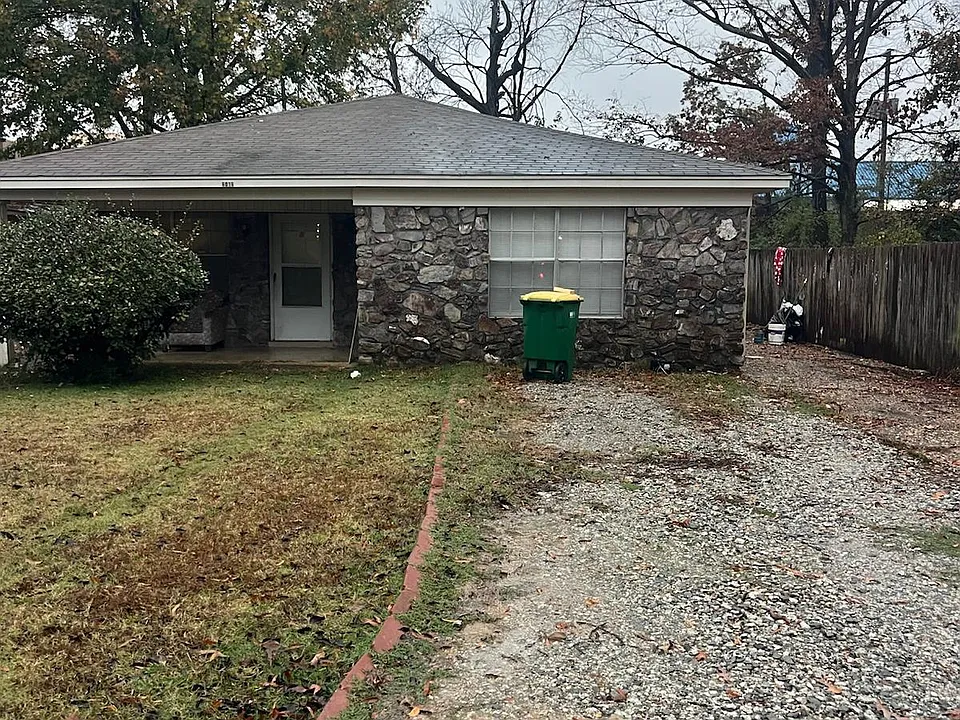 6016 Senate Dr #A