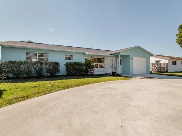 182 SE 27th Avenue, Boynton Beach, FL 33435