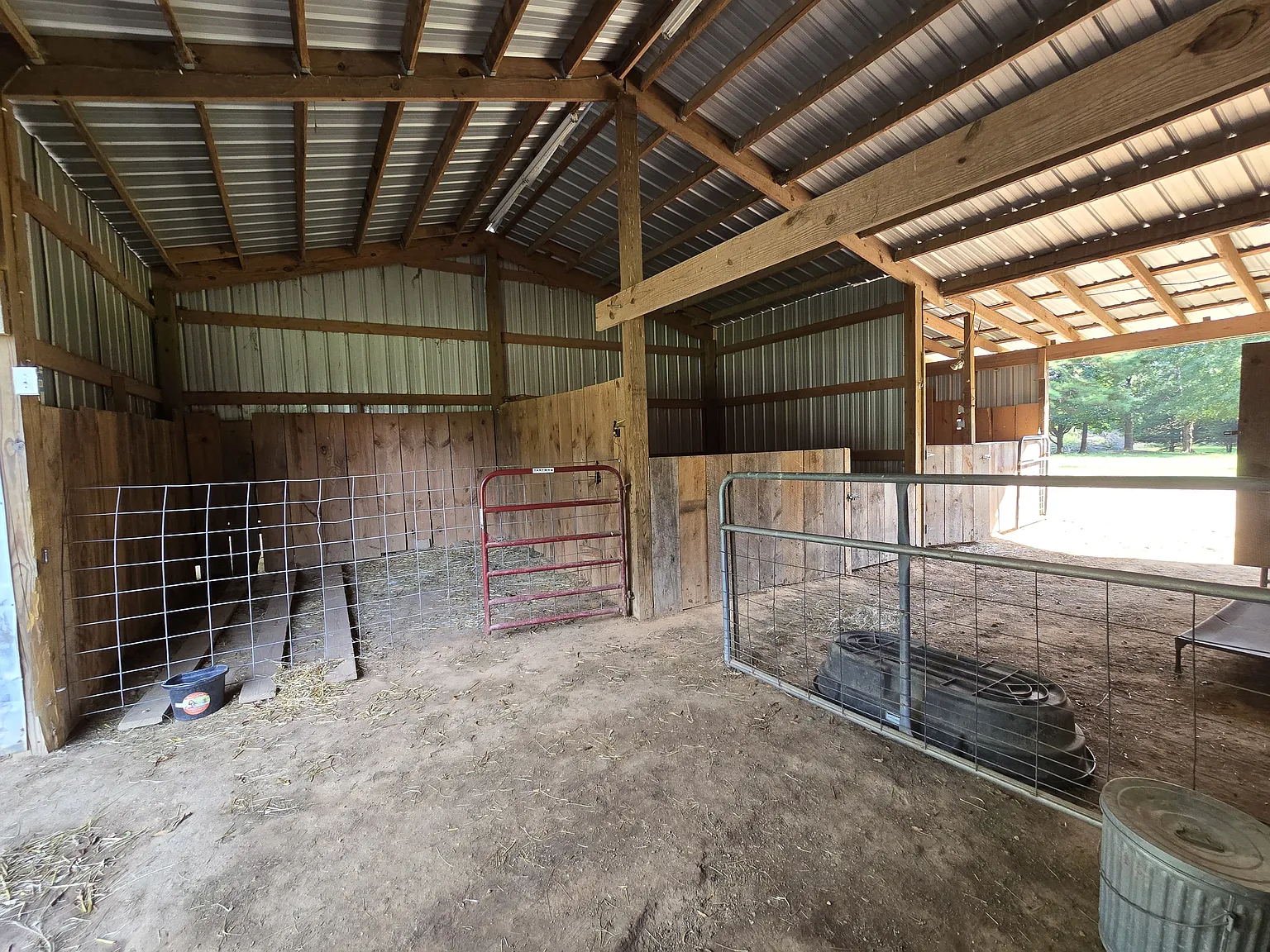 1845 Templeton Rd — Photo 4