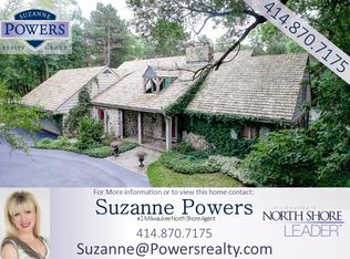 1000 W Dean Rd, River Hills, WI 53217