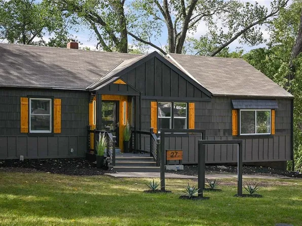 27 W 97th St, Kansas City, MO 64114