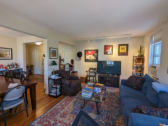 4th image of 1716 Cambridge St APT 31
