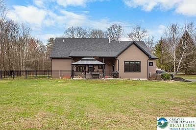 4th image of 154 Scheller Hill Rd