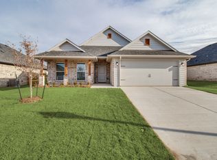 2815 Orchid Dr, Sherman, TX 75092