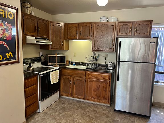 5th image of 426 Arkansas St #1