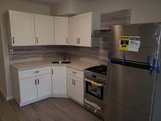 Rented by US # 1 Realty | media 29